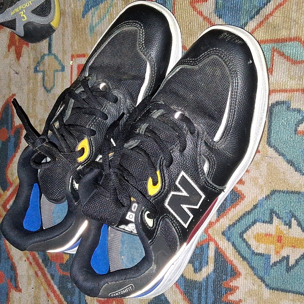 New Balance Black Sneakers